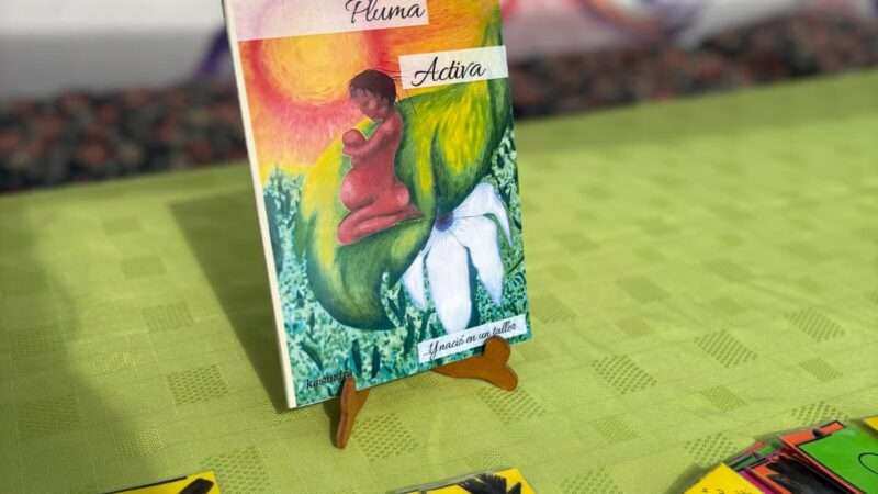 Pluma Activa presentó su nueva antología en Espacio Alquimia