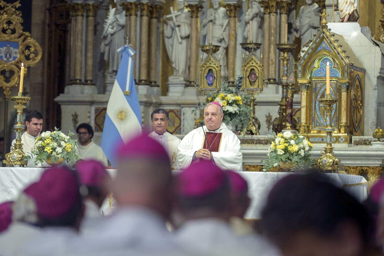 Kicillof homenajeó al Papa Francisco en Luján y llamó a sostener su legado de justicia social