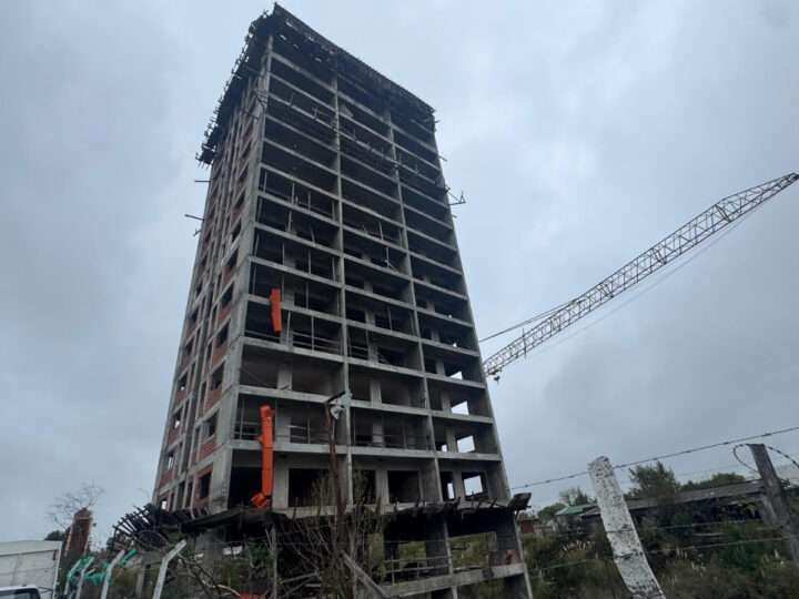 El Estado municipal impulsa en la Justicia la demolición del predio Floreal del Sol