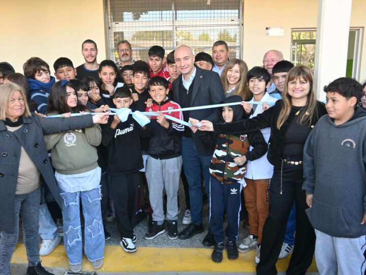 Infraestructura escolar: inauguraron dos nuevas aulas en la Secundaria 23 de Garín
