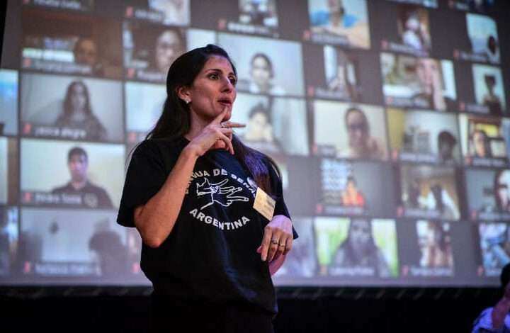 Con más de 2.100 inscriptos, comenzó una nueva edición del curso municipal de Lengua de Señas Argentina