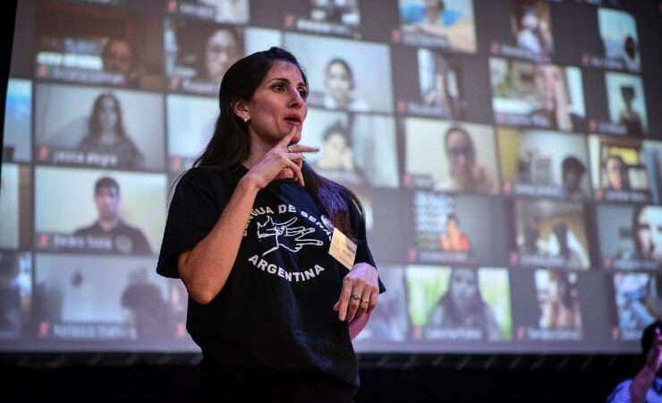 Con más de 2.100 inscriptos, comenzó una nueva edición del curso municipal de Lengua de Señas Argentina