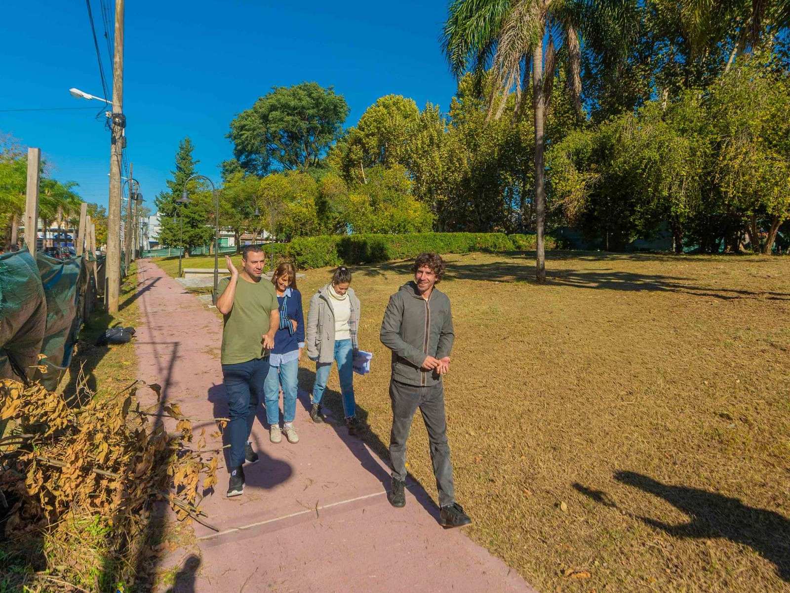 Juan Andreotti recorrió la última etapa de obra de un nuevo parque alrededor del Tren de la Costa