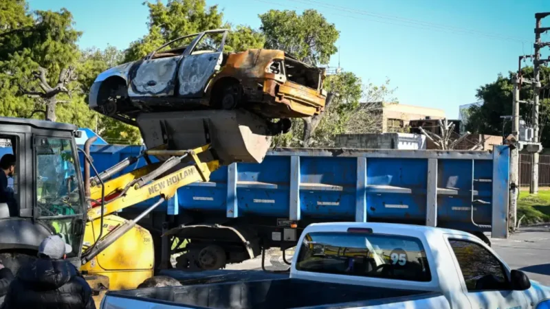 Eficiencia 24/7: “Malvi” resuelve con rapidez el retiro de dos vehículos en el Parque Industrial