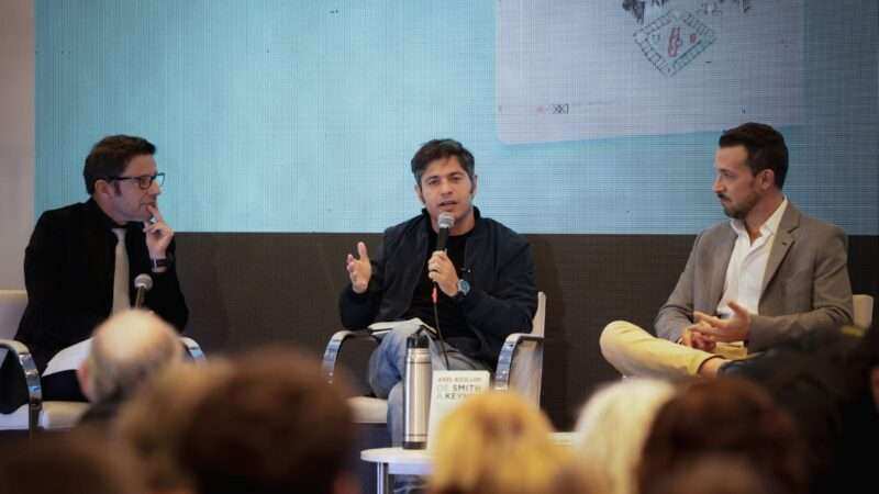 Kicillof lanzó su libro en la Feria del Libro con críticas a la política económica del Gobierno