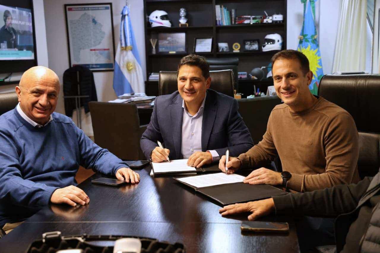 Marinucci recibió a Álvarez y Russo para fortalecer las políticas viales en Lanús