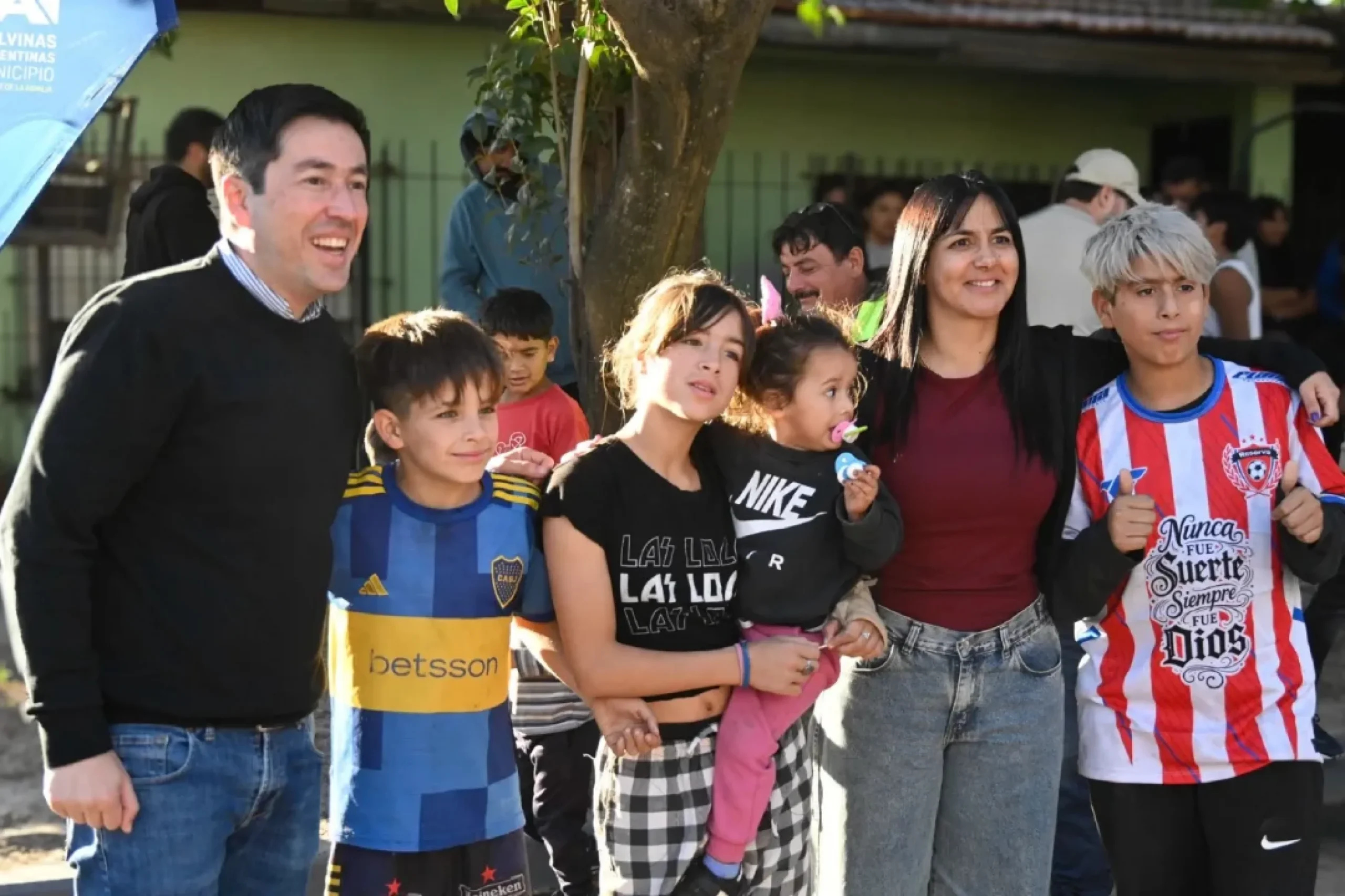 Nardini inauguró la primera etapa de pavimentación en el Barrio Primaveral