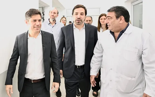 Kicillof y Kreplak reúnen a los 135 intendentes para evaluar el impacto del ajuste nacional en la salud bonaerense