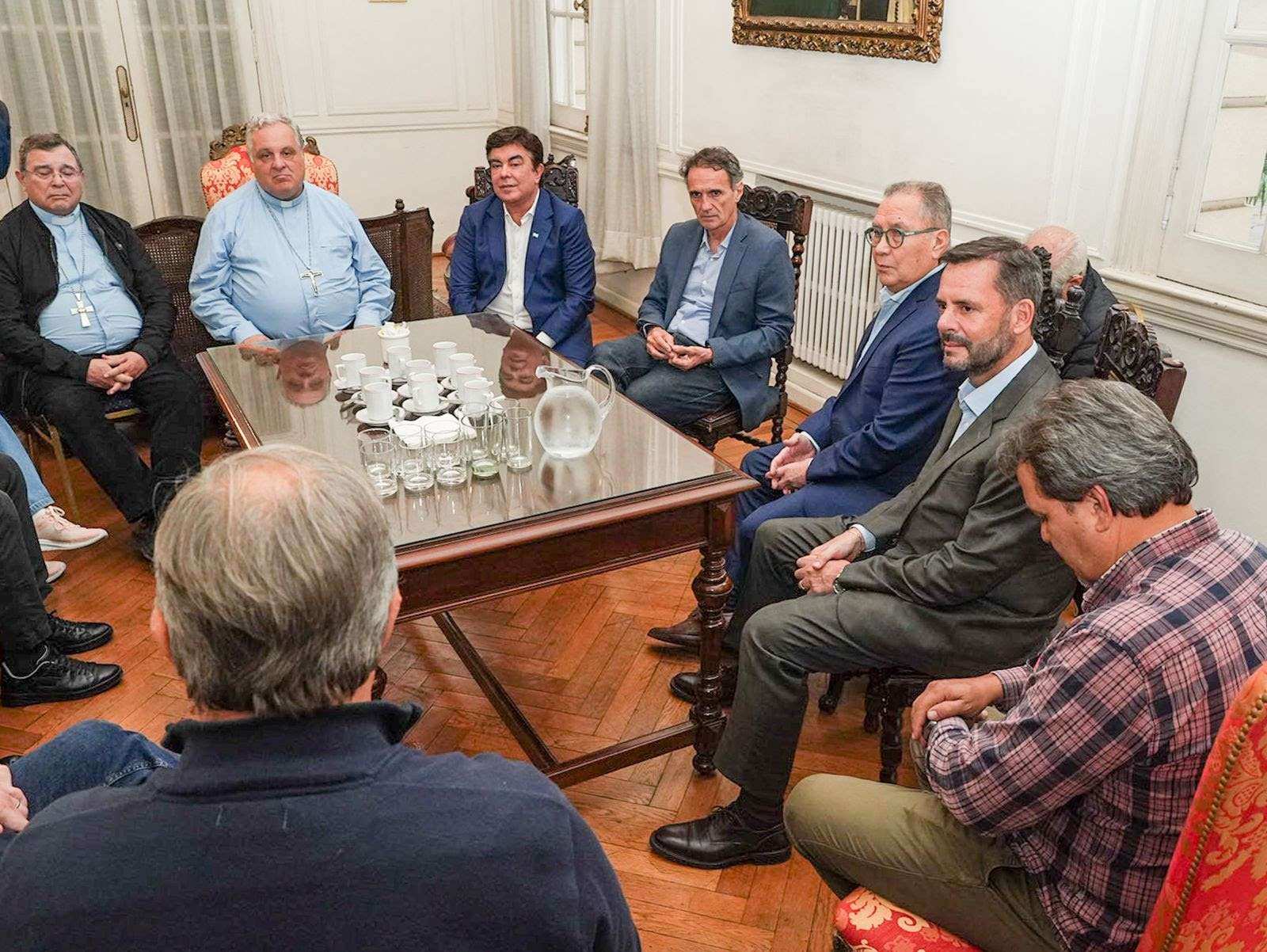 Encuentro multisectorial en la Conferencia Episcopal: dirigentes sociales y políticos analizaron la situación social junto a la Iglesia