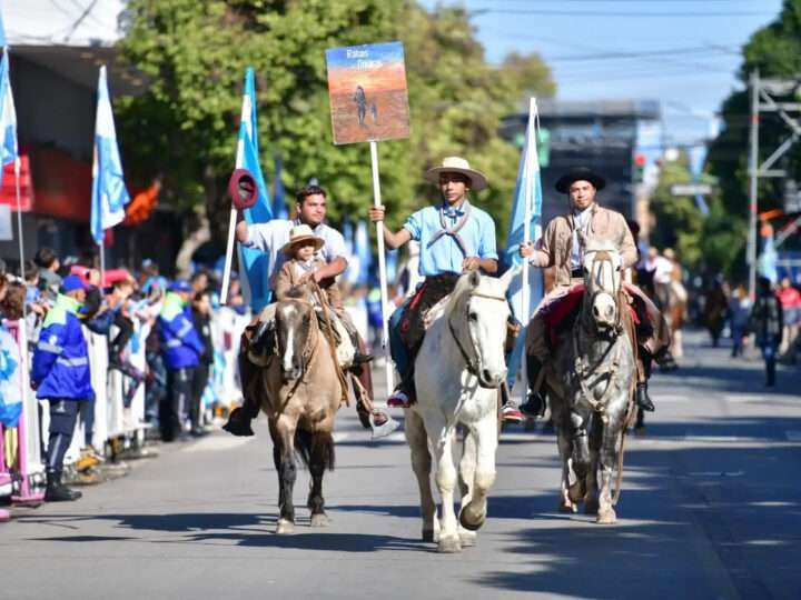25 de Mayo: por primera vez el desfile se realizará en el Predio Floral