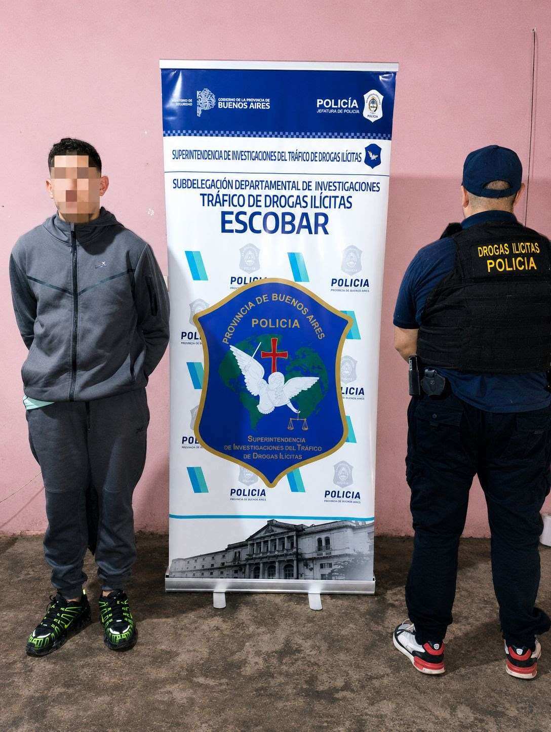Cayó una banda narcocriminal de 12 personas en Savio: todos detenidos y más de 400 dosis de cocaína secuestradas