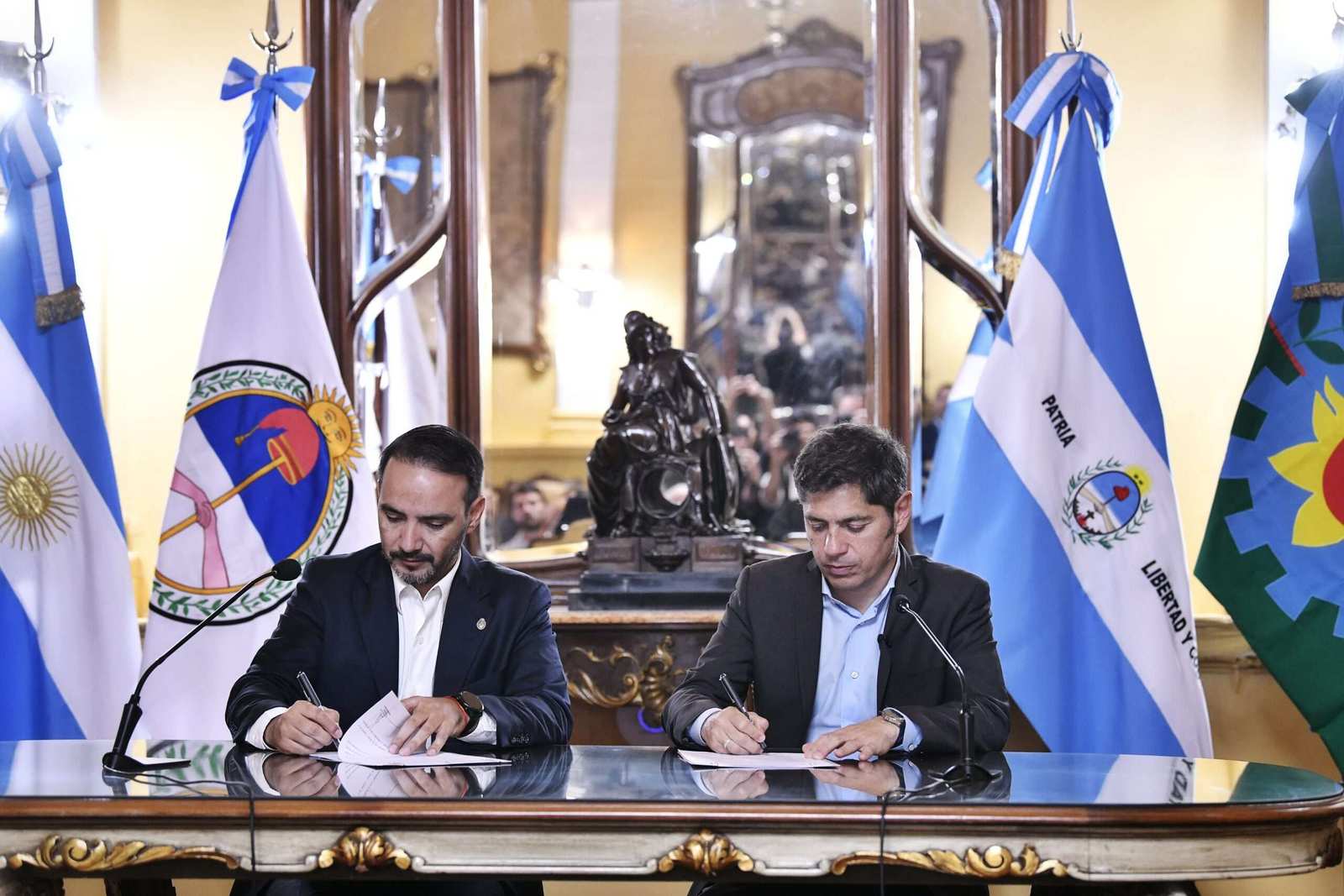 Kicillof y Valdés sellaron acuerdos productivos y agropecuarios para fortalecer el federalismo