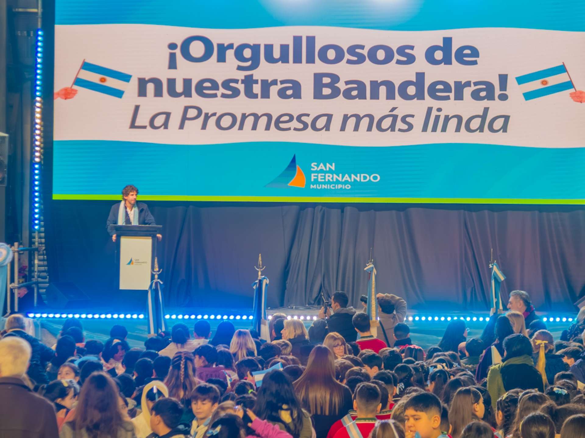 Juan Andreotti tomó a miles de chicos su promesa de lealtad a la Bandera