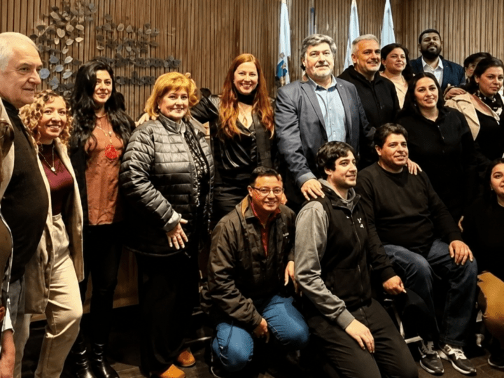 Escobar reconoció a los trabajadores municipales por su compromiso durante la emergencia climática