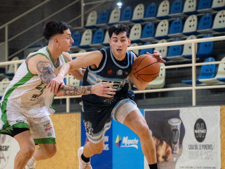 Paso clave: Sportivo Escobar se quedó con el primer chico ante Pinocho