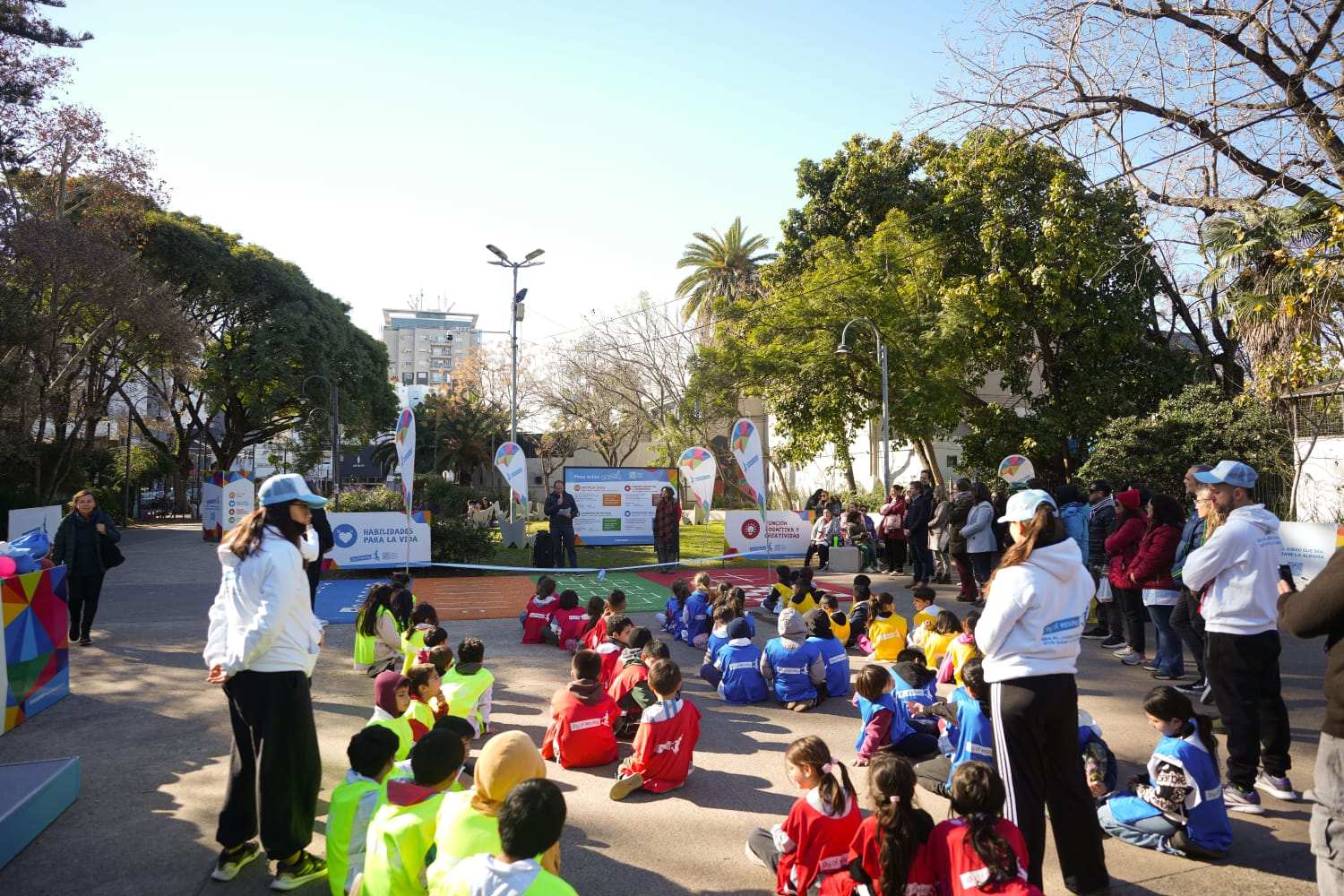 Vicente López inauguró la Plaza Activa Joy of Moving en Olivos