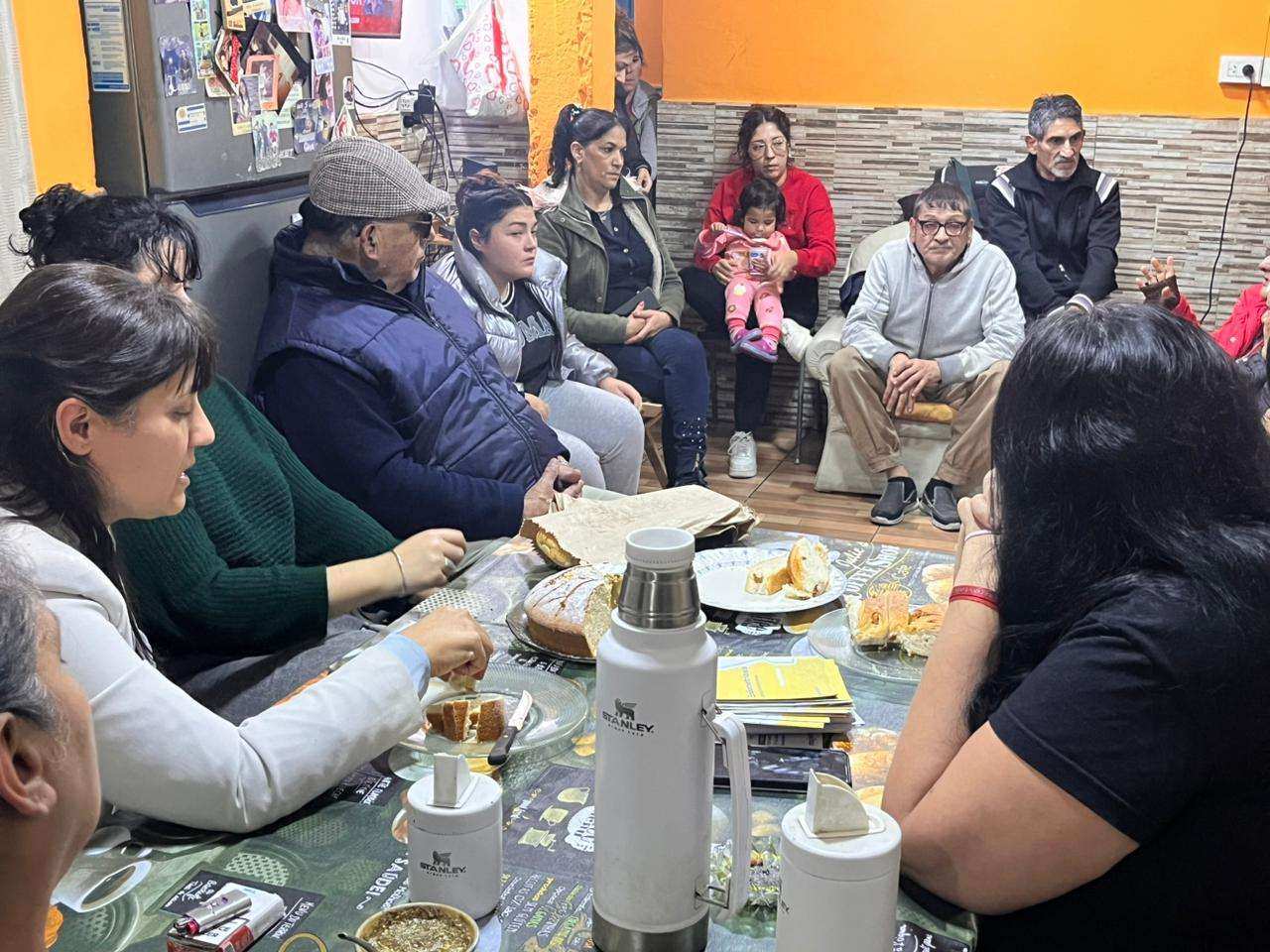 Vannelli visitó el barrio Melo: reclamos por la crisis social y la necesidad de ser escuchados