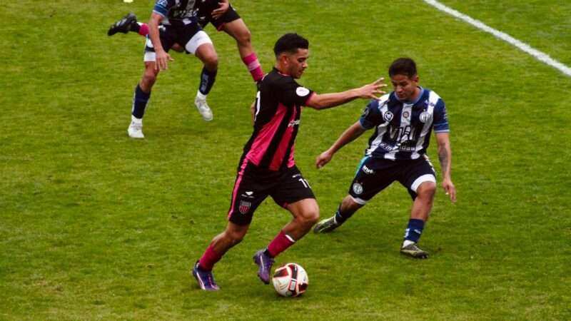Victoria clave de Atlético Escobar: cortó una racha de cuatro partidos sin ganar y escapó de la última posición de la tabla