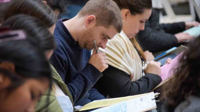 Miles de profesionales participaron del primer Examen de Residencias Bonaerenses