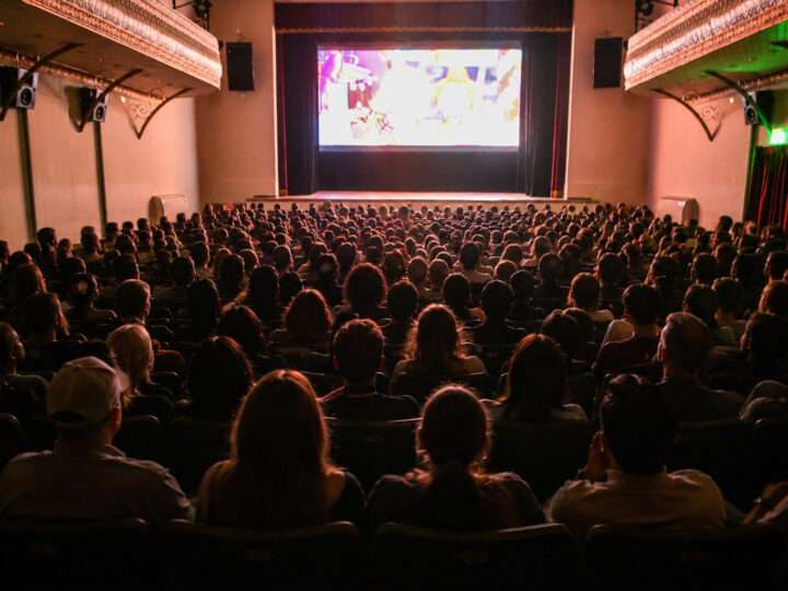 Más de 2.300 personas ya disfrutaron de Toy Story 5 en el Teatro Seminari Cine Italia