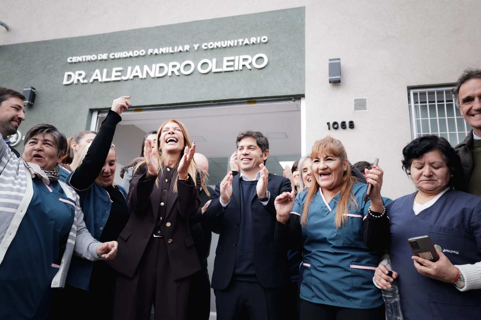 Kicillof inauguró un centro de salud en Gerli y apuntó contra el Gobierno nacional por el acceso a la atención sanitaria