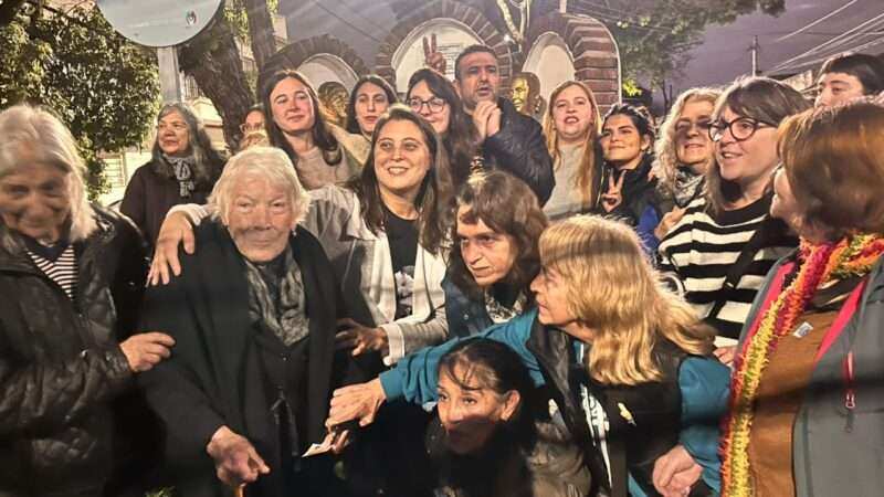 Vicente López recordó a Eva Perón con un acto de fuerte tono militante
