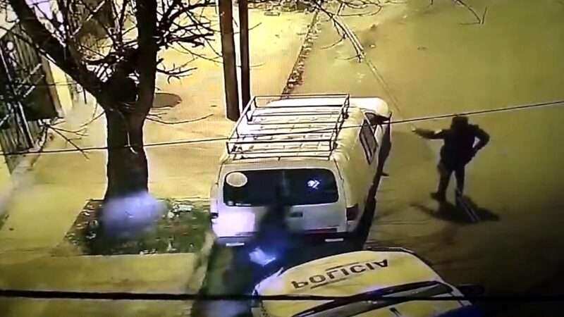 Cámaras de Seguridad de San Fernando frustraron al instante el intento de robo de una camioneta