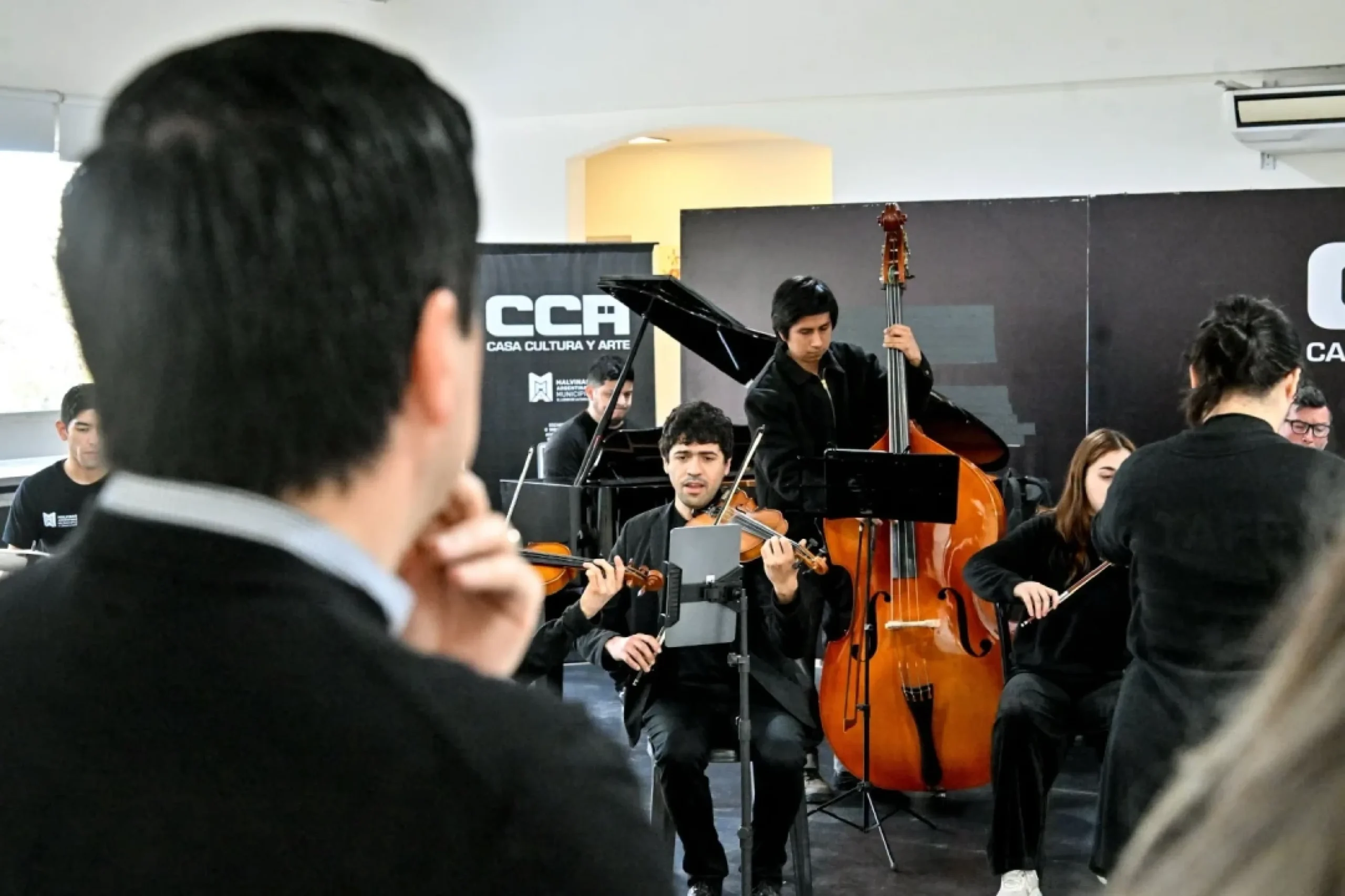 Nardini recibió donaciones de la Fundación Banco Provincia para la CCA