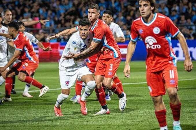 Tigre fue más, pero le faltó el gol y se quedó con un empate con sabor a poco ante Belgrano