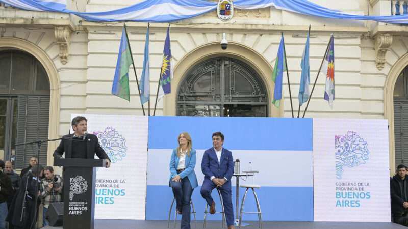Kicillof entregó 40 patrulleros y 10 motos para reforzar la seguridad en La Matanza