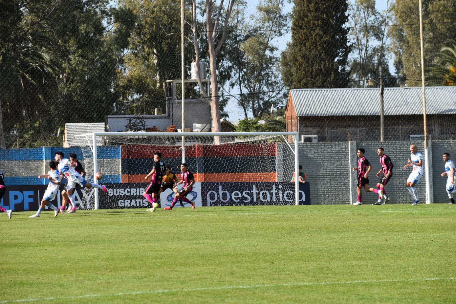 Atlético Escobar perdió contra Gimnasia (CdU) y todavía busca el puntito que garantice su permanencia en el Federal A