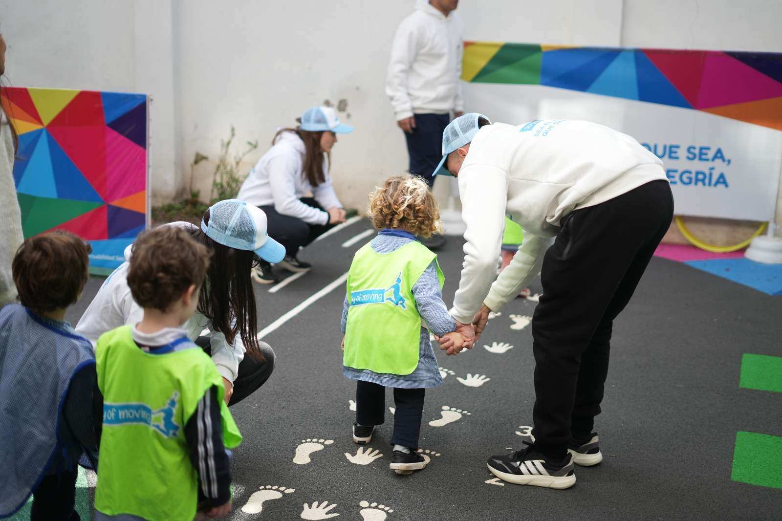 Se inauguró en el Jardín n°8 de Vicente López el primer patio adaptado Joy of moving
