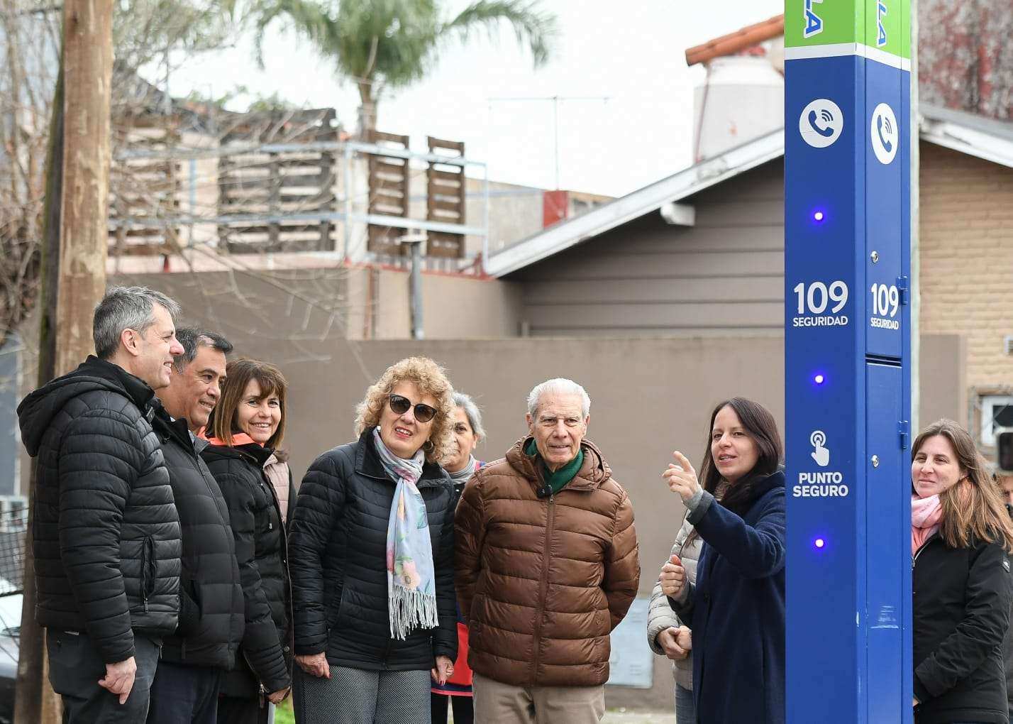 Vicente López ya instaló 204 Puntos Seguros para combatir el delito y asistir a los vecinos en casos de emergencias