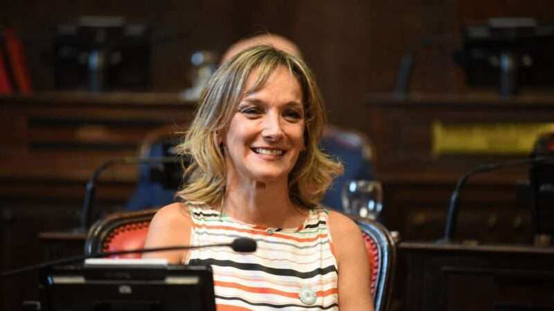 “Malvinas en cada acceso”: La propuesta de Malena Galmarini para señalizar los municipios bonaerenses