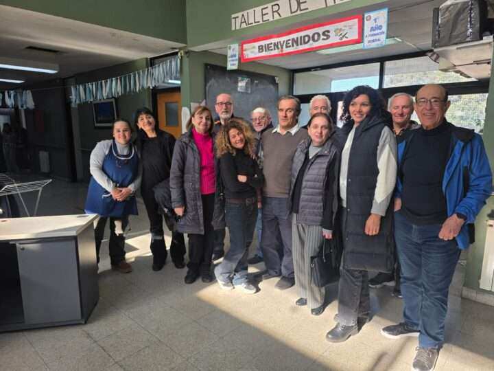 El Rotary Club de Escobar tendió un puente solidario entre Electromax y escuelas del distrito