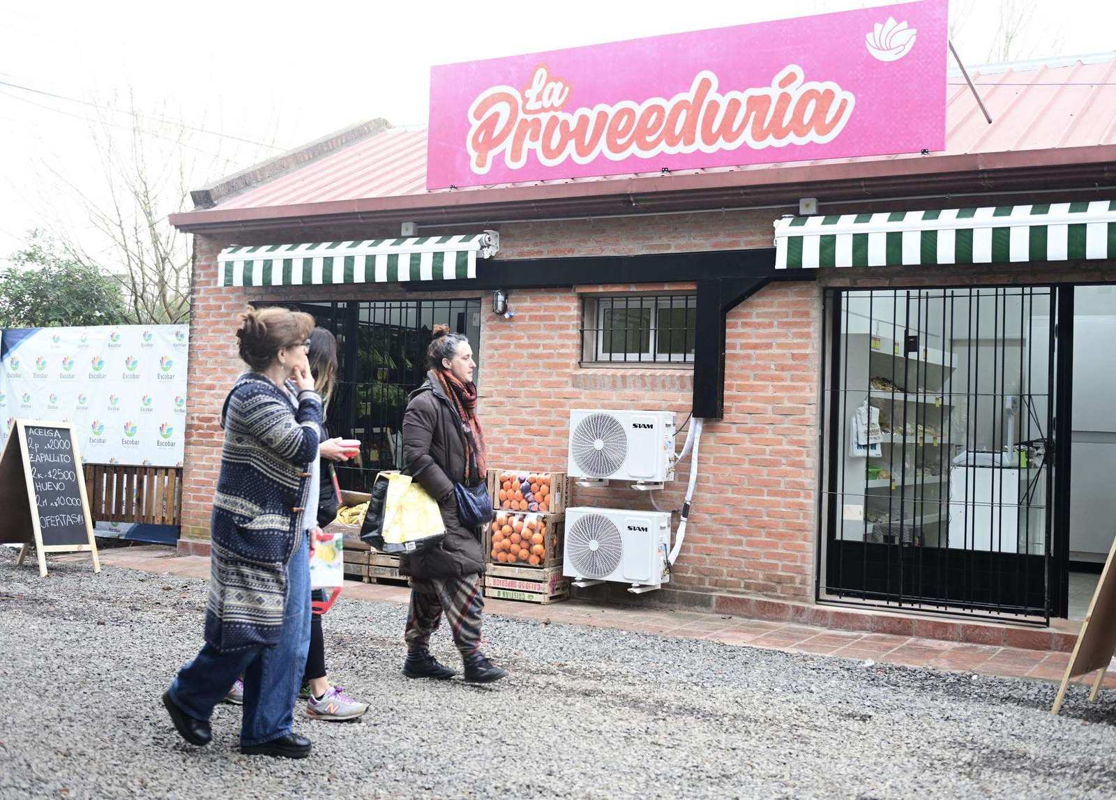 Alimentos frescos a precios justos: el Municipio inaugura La Proveeduría de Maschwitz