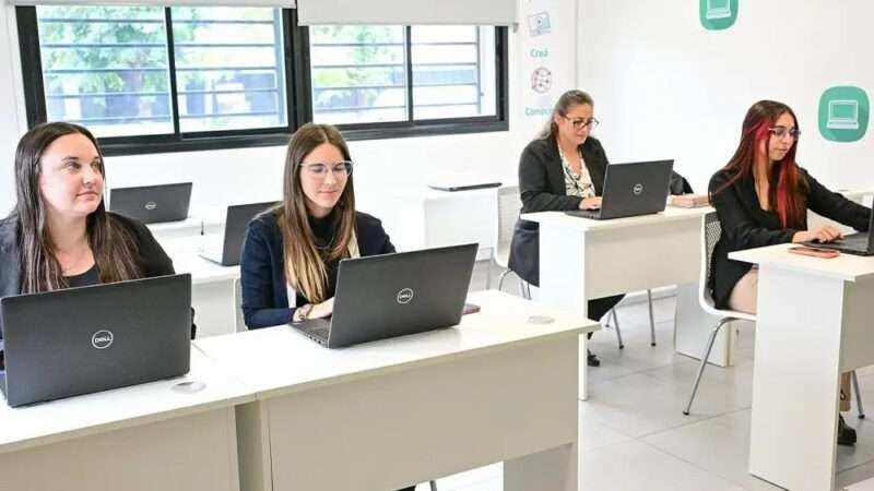 Escobar, la UBA y el Colegio de Abogados impulsan una iniciativa que forma estudiantes y brinda patrocinio jurídico gratuito