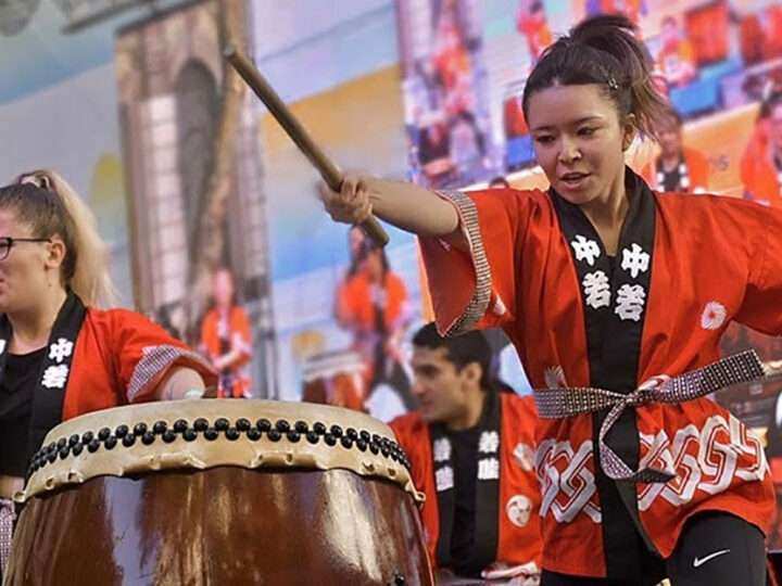 Finde en Escobar: Nicolás Pauls en concierto, la comedia “Pareja Imperfecta” y la Feria Japonesa Bazaa