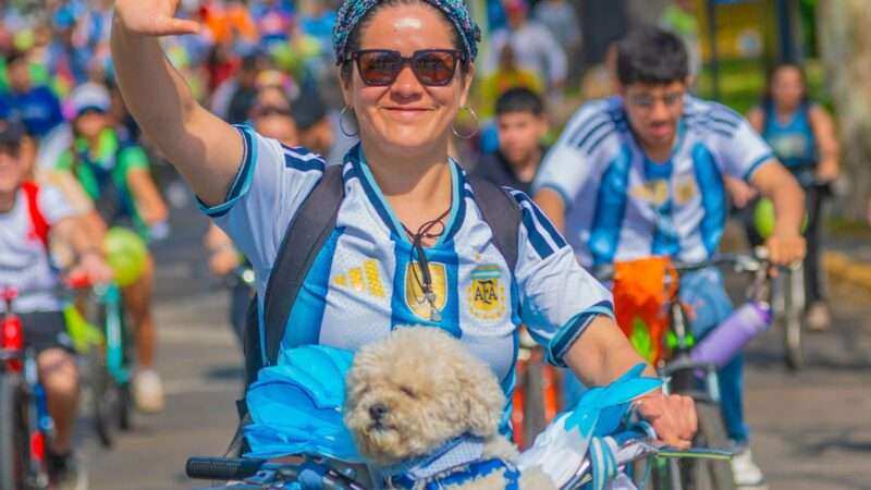 San Fernando se llenó de bicicletas y familias en una nueva jornada recreativa