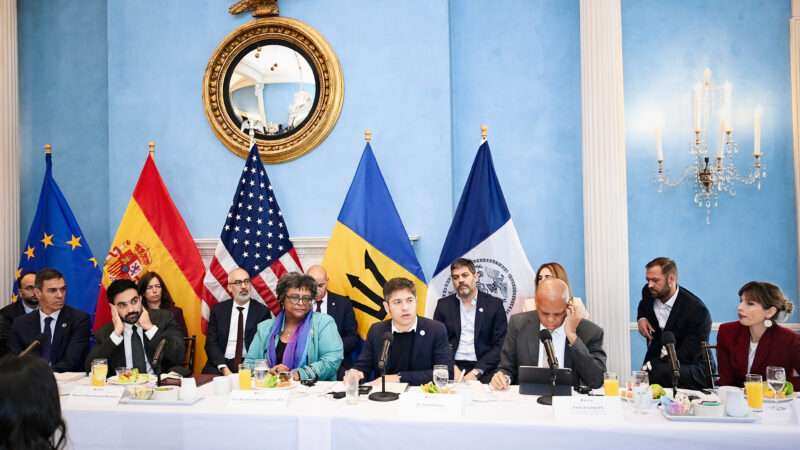Kicillof en Columbia: “Argentina tiene potencial para ser un actor clave en el nuevo escenario mundial”