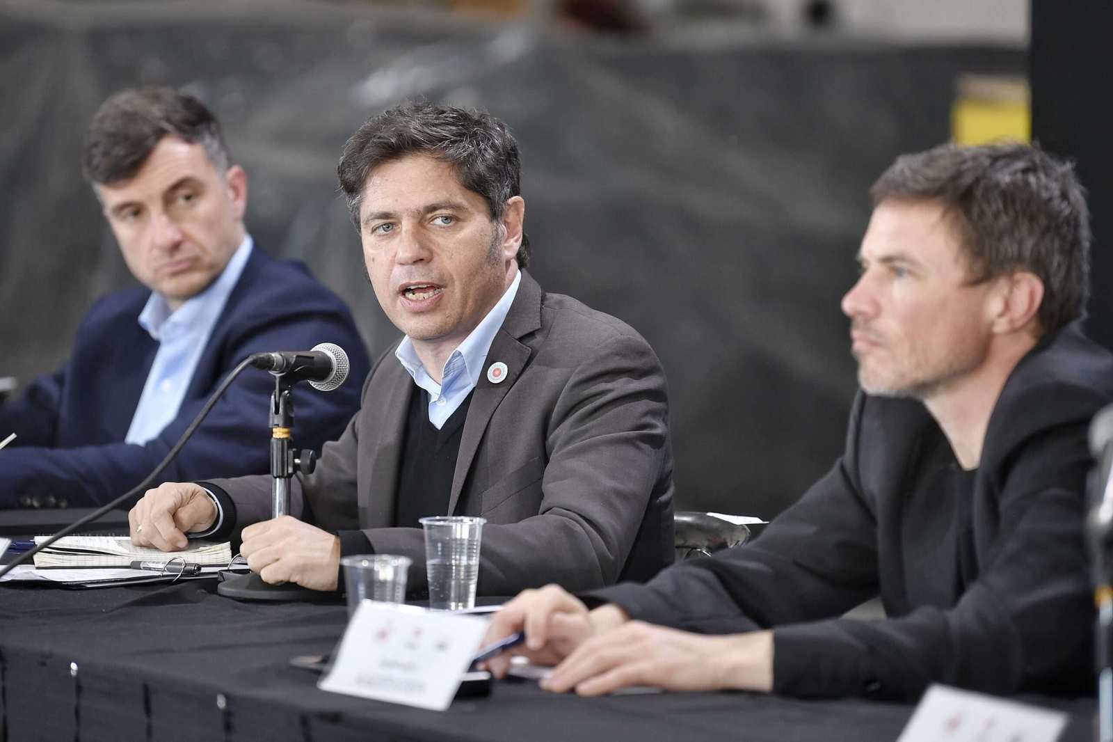 Kicillof cuestionó al Gobierno nacional y advirtió por una “desindustrialización” de la Argentina