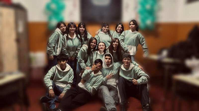 Estudiantes de San Martín crean un kit para aprender, jugar y compartir sin pantallas