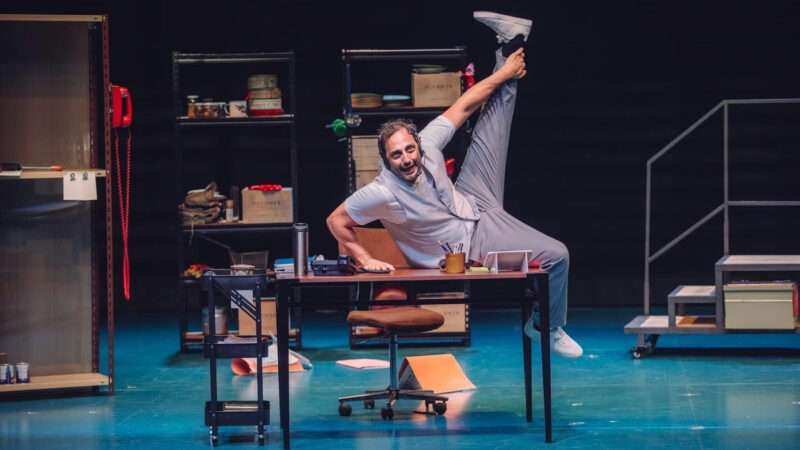 Finde en Escobar: una obra con Mauricio Dayub, el unipersonal “Agotados” y la feria Alma Bohemia