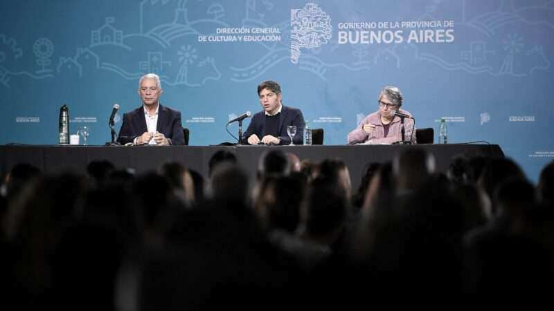 Kicillof: “No vamos a mejorar la educación con recetas importadas: la mejor manera de cuidar la escuela pública es junto a los docentes, los estudiantes y la comunidad educativa”