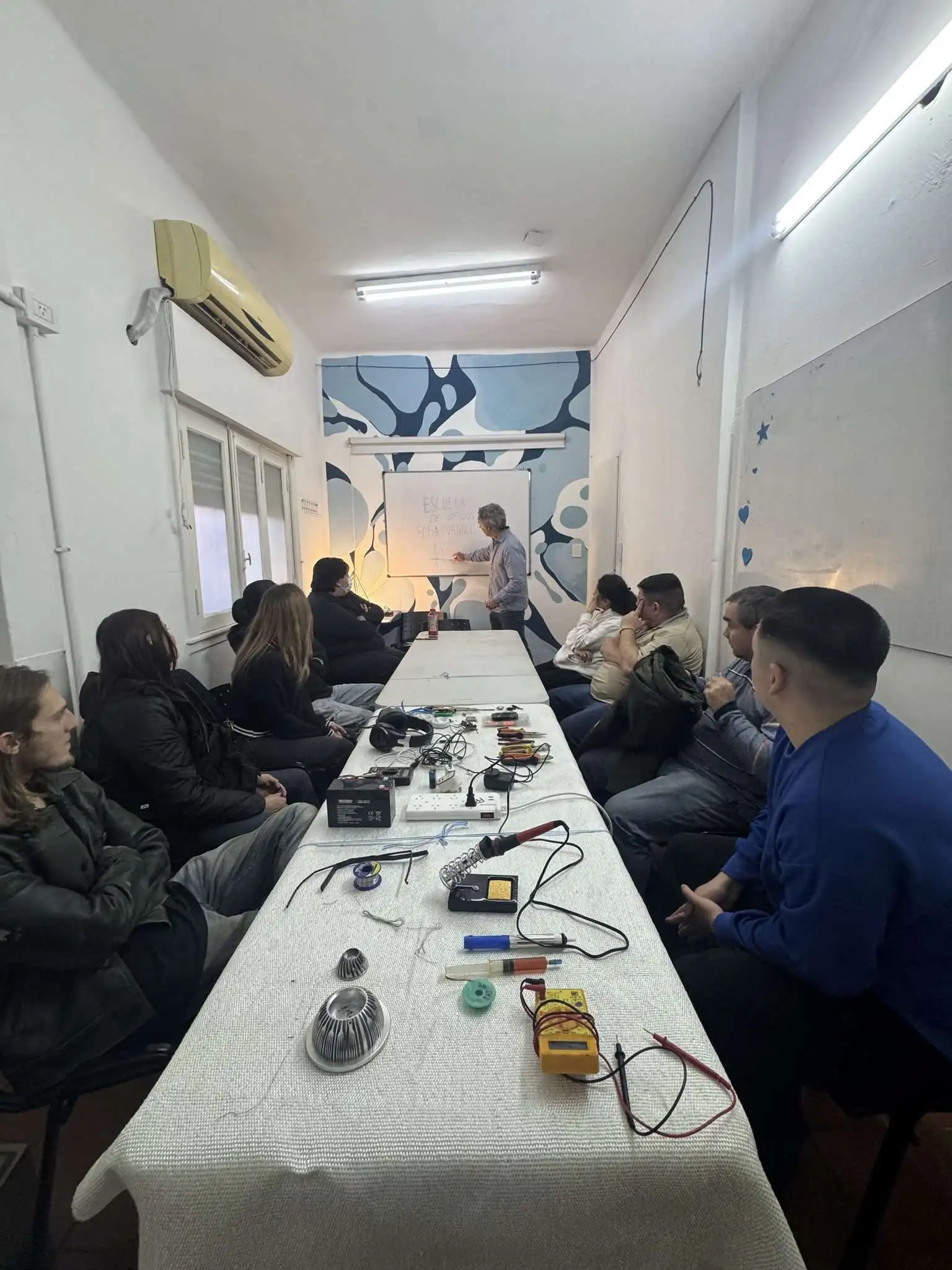 Vicente López: la Escuela de Oficios Sofía Vannelli entrega sus primeros certificados