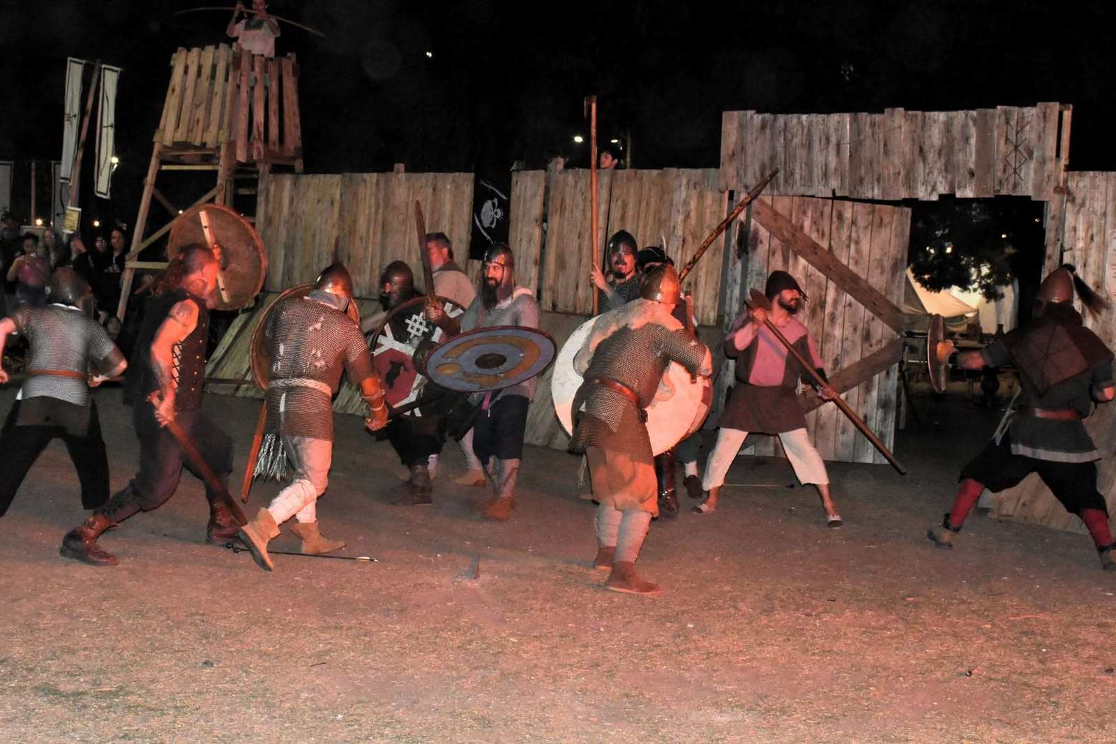 🛡️⚔️ ¡MedievalCon vuelve a Escobar con un especial de Halloween y entrada libre y gratuita! 🎃👻