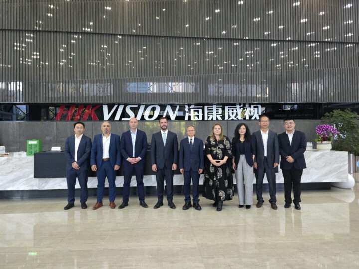 Escobar tendrá el primer laboratorio de innovación de Hikvision en la Argentina