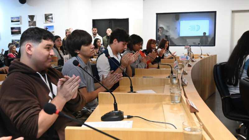 Jóvenes de Escobar llevaron sus propuestas al Parlamento Juvenil Bonaerense