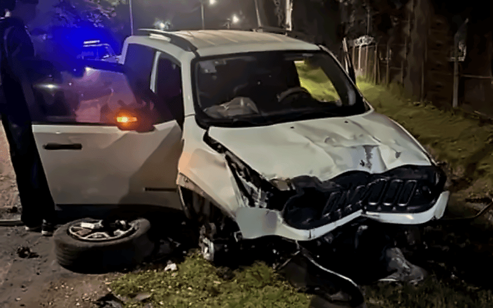 Escobar: inhabilitaron al joven que se filmó a 140 km/h y chocó contra un poste en Loma Verde